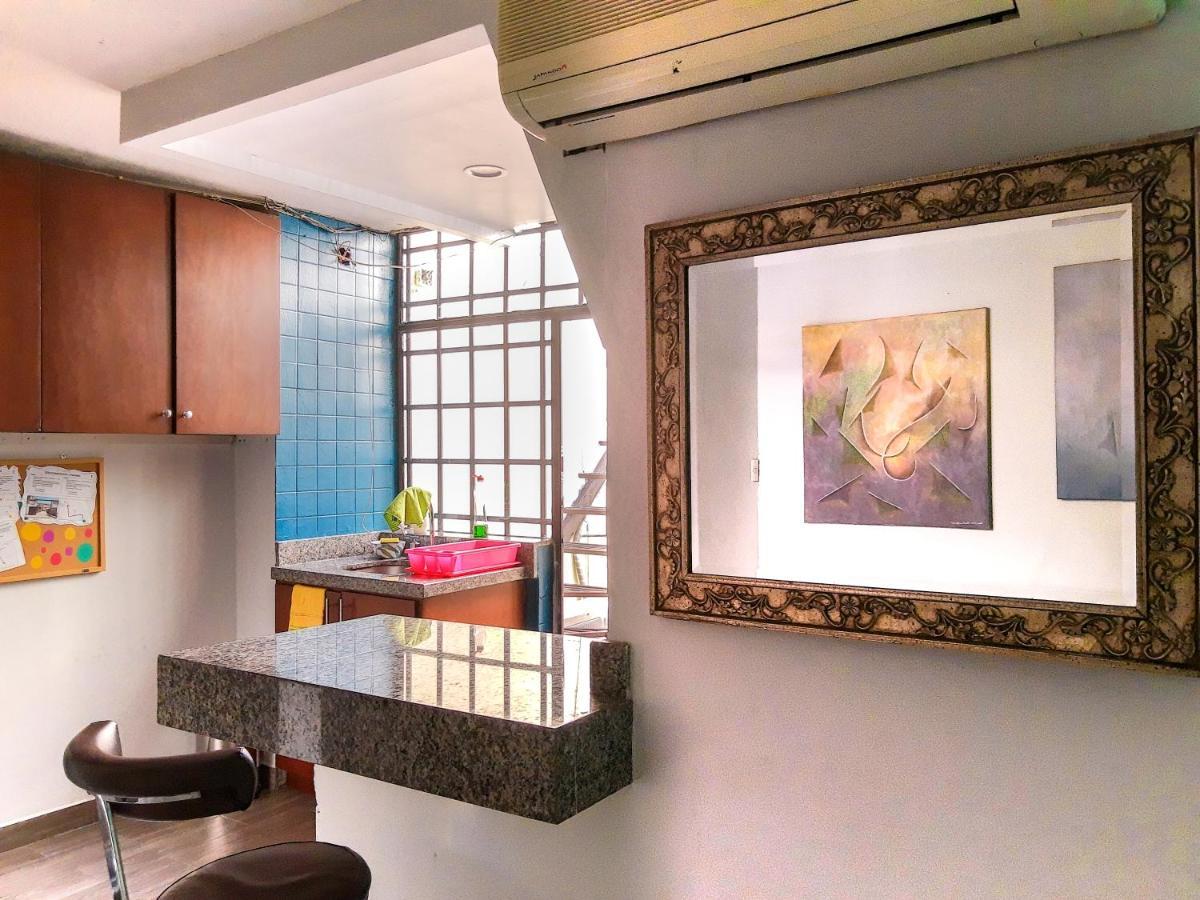 מזטלן Hostal En El Centro Lakiwa מראה חיצוני תמונה