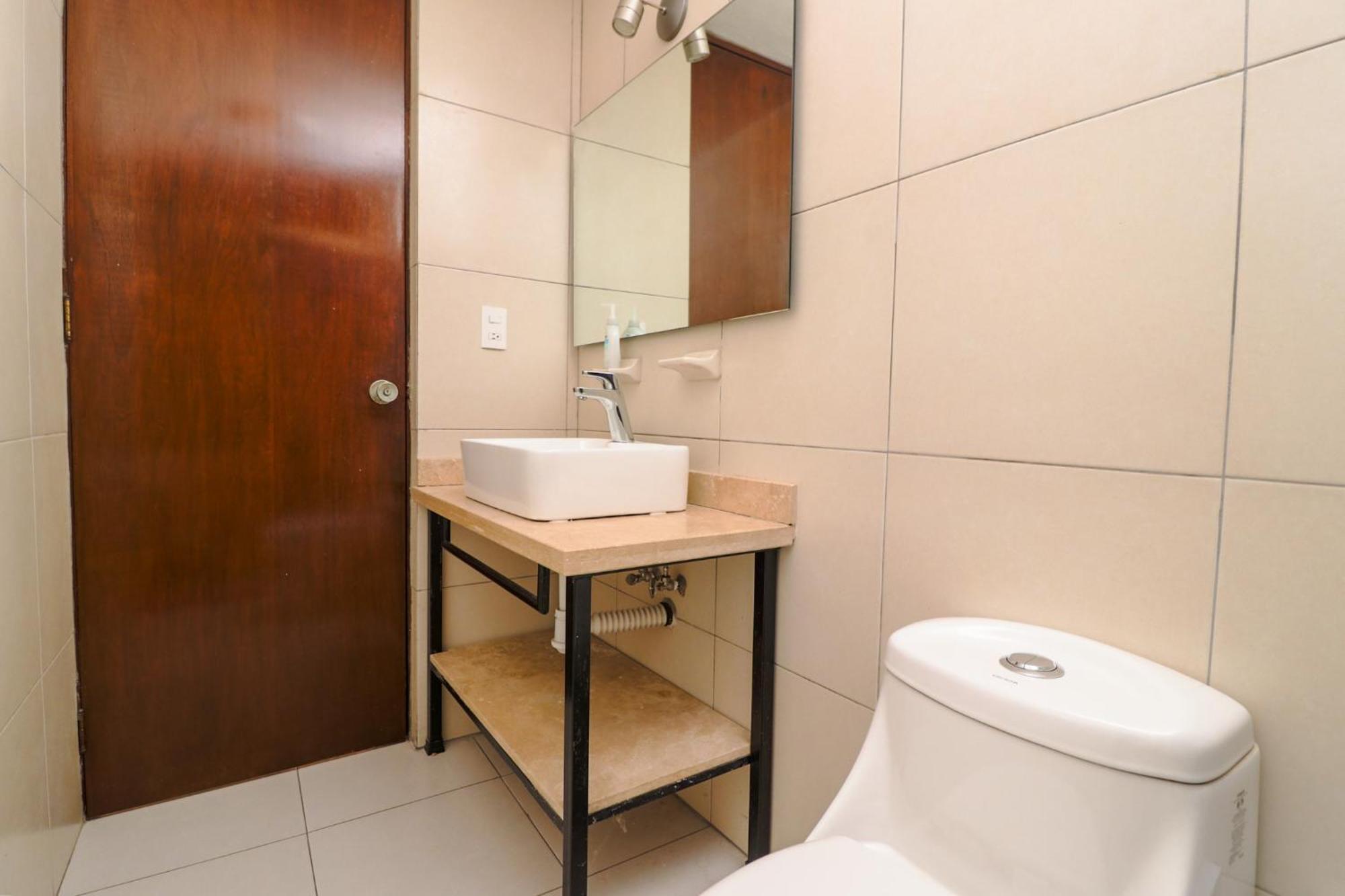 מזטלן Hostal En El Centro Lakiwa מראה חיצוני תמונה